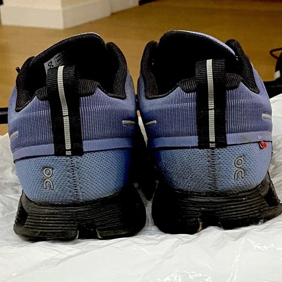 On Cloud Sneakers Running Waterproof shoes with the box Laces Not Included Gift - Picture 7 of 10